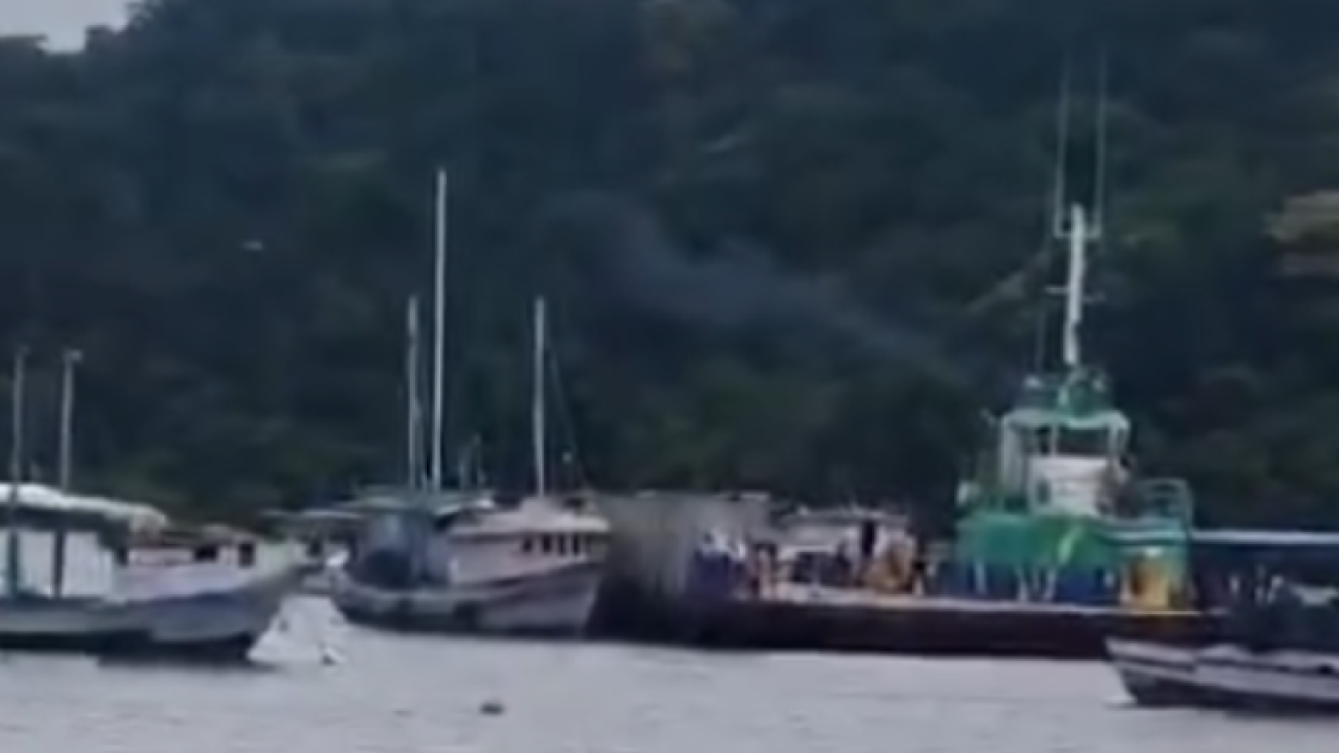 Um acidente marítimo foi registrado na tarde desta quinta-feira (26) na travessia de balsas entre Guarujá e Bertioga, no litoral...