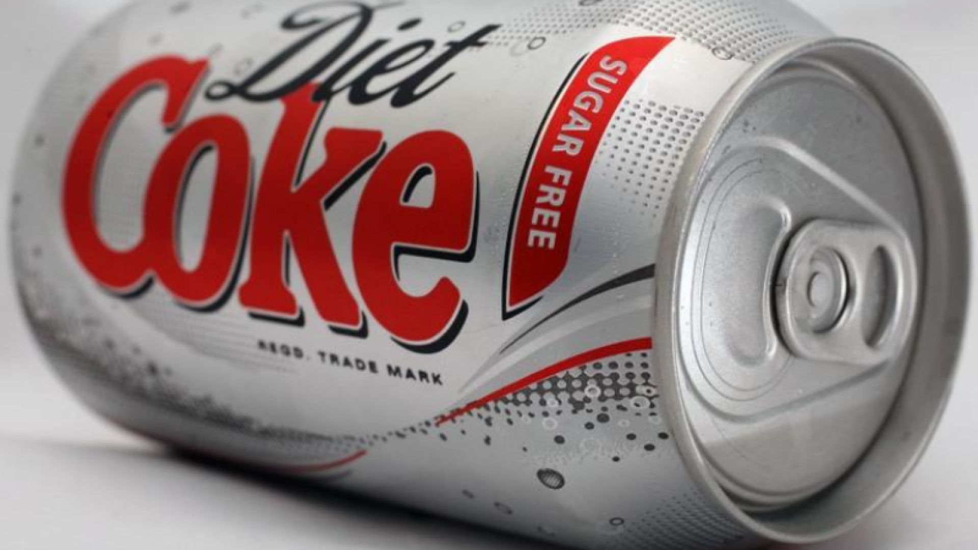 Beber uma lata de refrigerante diet por dia pode aumentar o risco de desenvolver a doença hepática gordurosa não alcoólica (MASLD) em 60%...