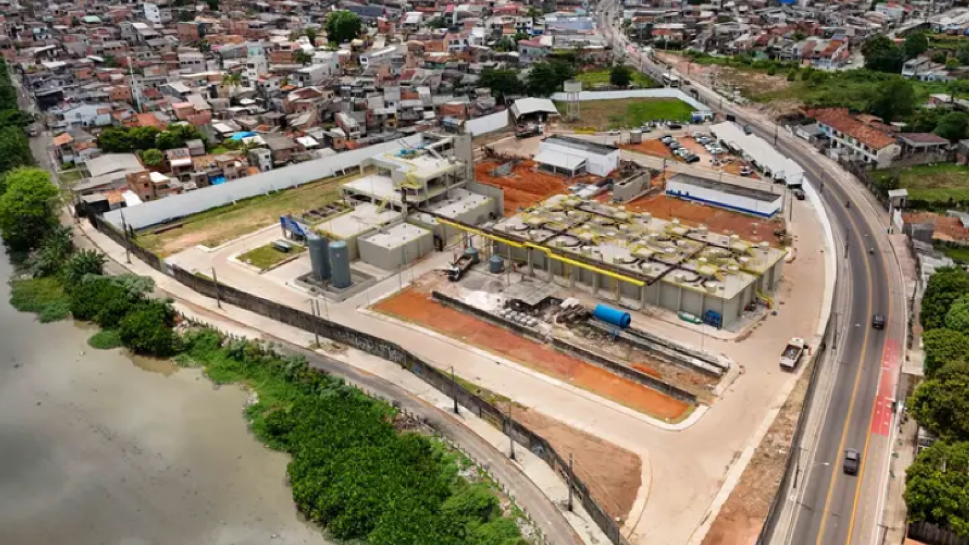 O Governo do Pará, em parceria com o Governo Federal, inaugurou nesta quinta-feira (2), a maior Estação de Tratamento de Esgoto (ETE)...