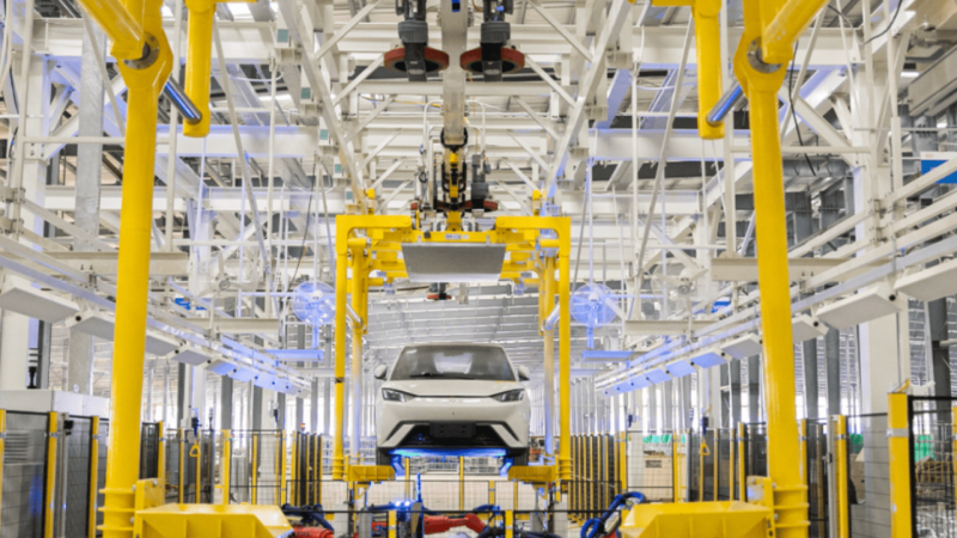 A montadora chinesa BYD inaugura nesta quinta-feira (9) sua primeira fábrica de veículos elétricos e híbridos no Brasil, em Camaçari...