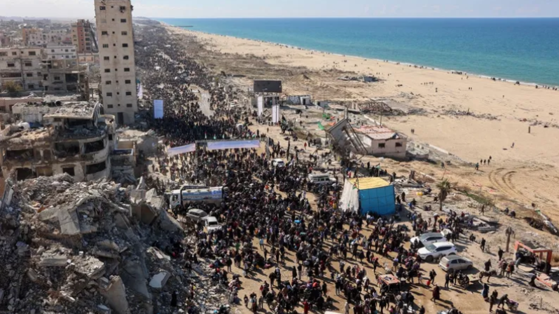 O governo de Israel divulgou nesta sexta-feira (10) a lista de 250 presos palestinos que poderão ser libertados como parte do cessar-fogo...