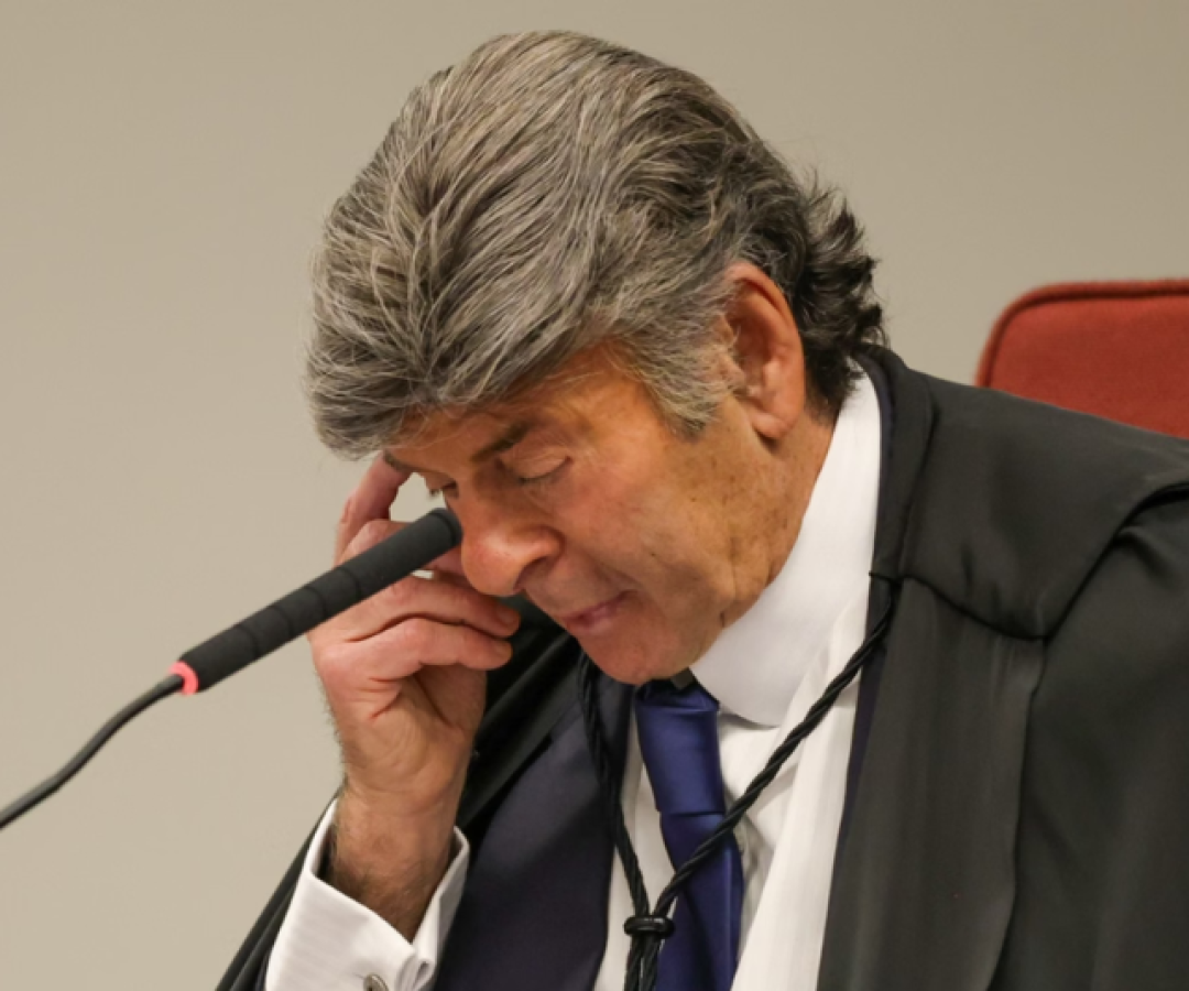 O ministro Luiz Fux, do Supremo Tribunal Federal (STF), solicitou nesta terça-feira (21) ao presidente da Corte, ministro Edson Fachin...