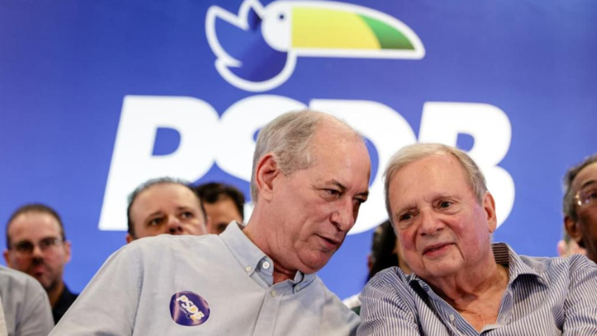 O ex-governador do Ceará, ex-ministro e ex-candidato à Presidência da República, Ciro Gomes oficializou, nesta quarta-feira (22)...