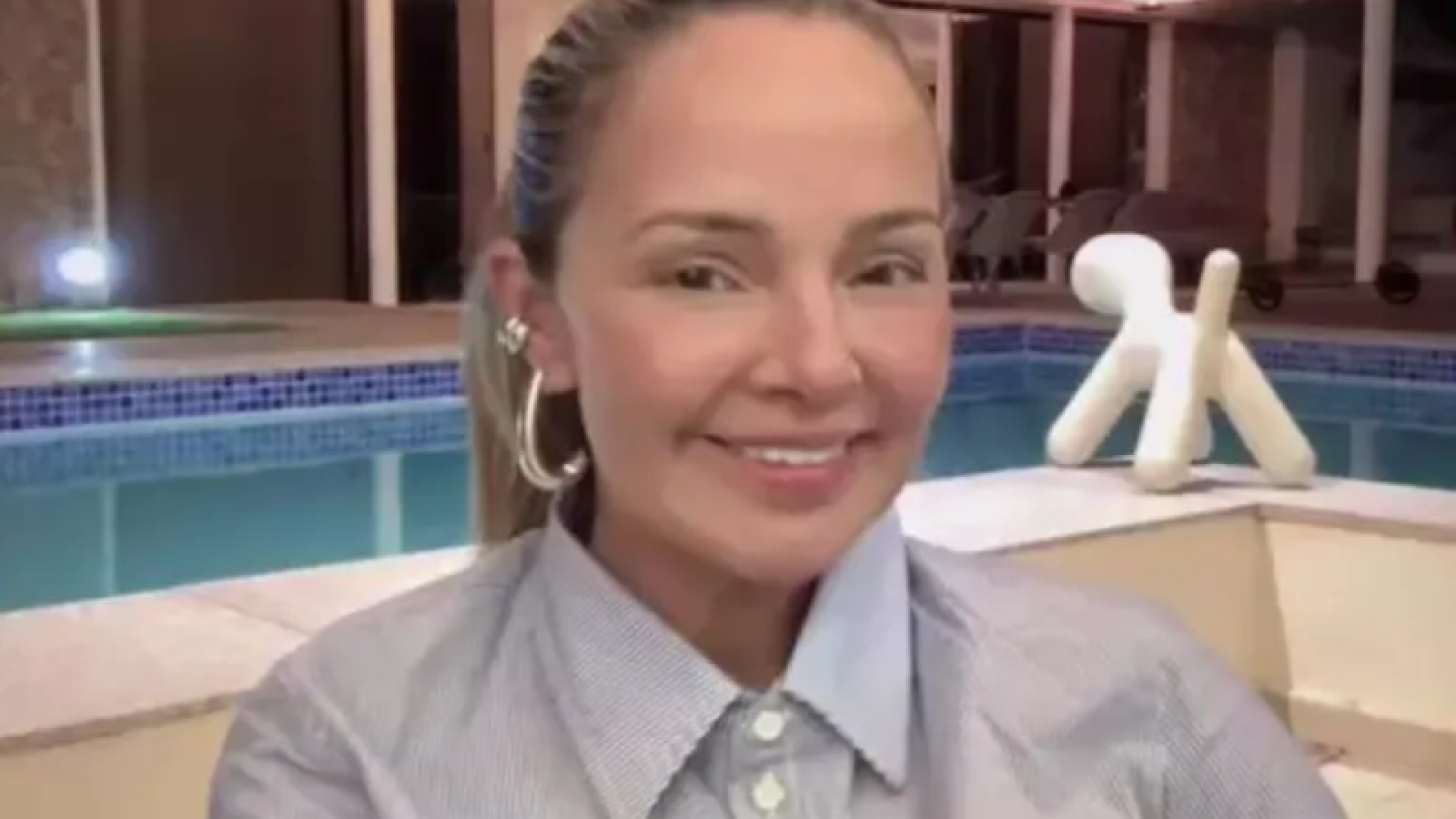 A influenciadora Aline Bardy Dutra, conhecida nas redes sociais como “Esquerdogata”, foi presa na madrugada de sábado (25)...