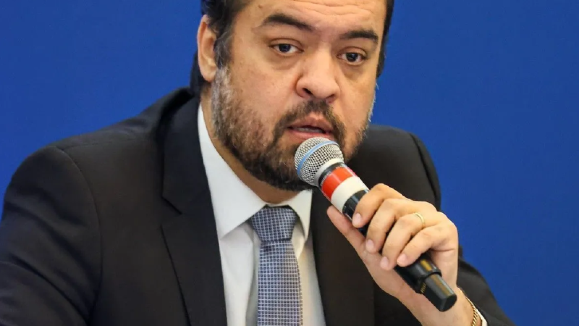 Foto portal Baixada – 2025-10-29T110757.392 O governador do Rio de Janeiro, Cláudio Castro (PL), classificou nesta quarta-feira (29) como um “sucesso” a megaoperação...