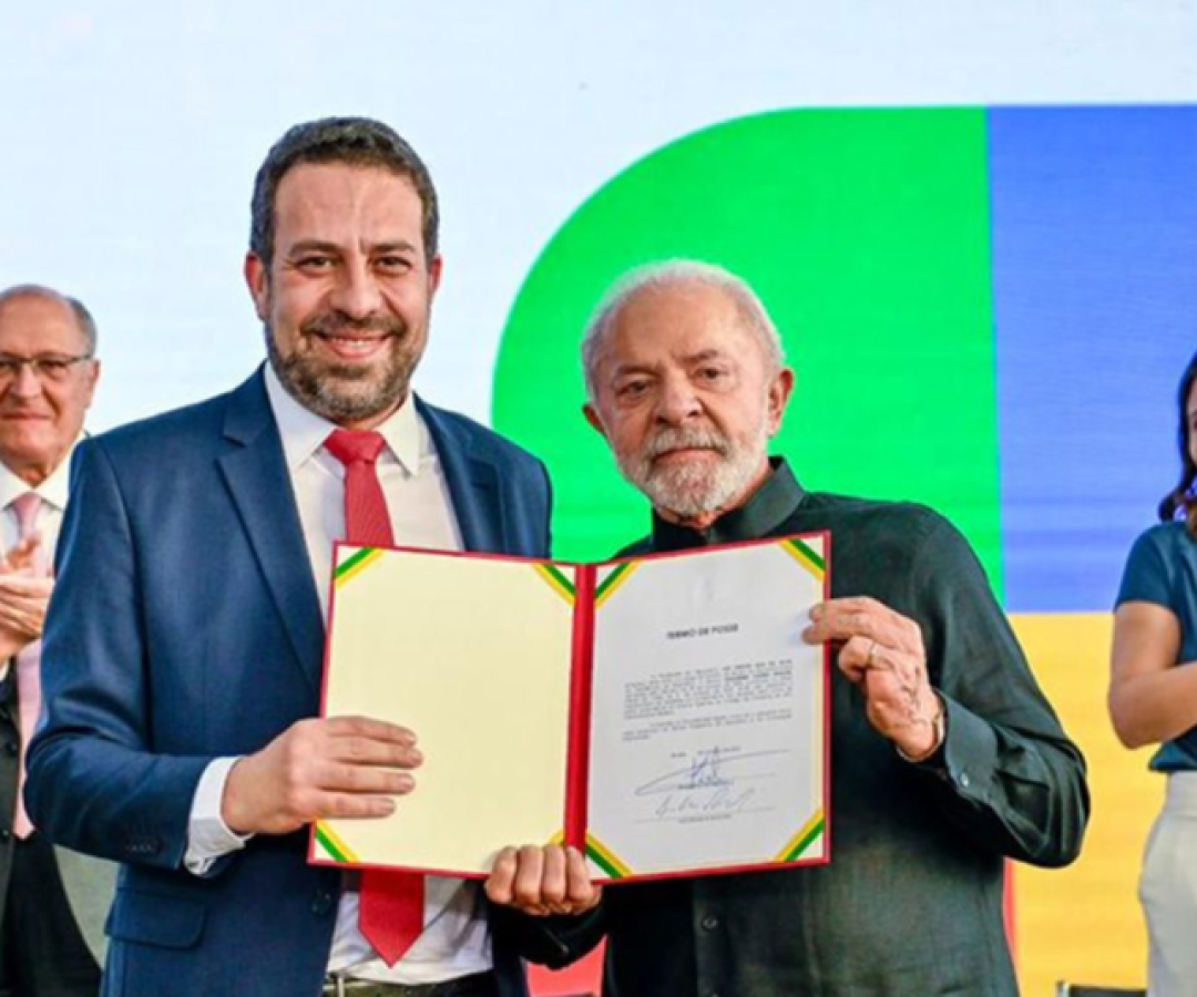 Foto portal Baixada – 2025-10-30T114654.985 O deputado federal Guilherme Boulos (PSOL-SP) assumiu nesta quarta-feira (29) o comando da Secretaria-Geral da Presidência...