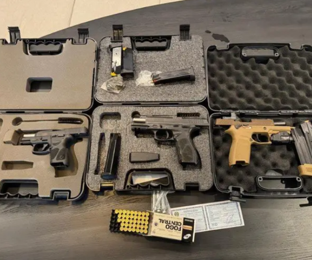 A Polícia Federal deflagrou nesta quinta-feira (30) a segunda fase da Operação Magna Fraus, que investiga um grupo criminoso...