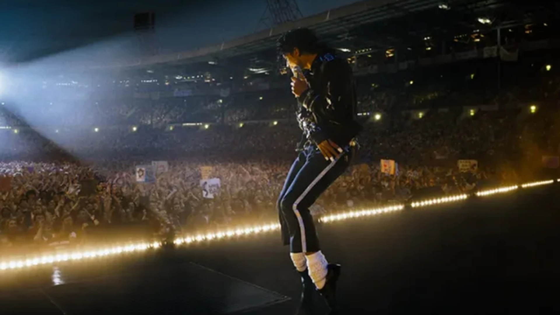 A Lionsgate divulgou a sinopse oficial do filme “Michael”, que promete retratar em detalhes a vida e a carreira do ícone pop Michael Jackson.