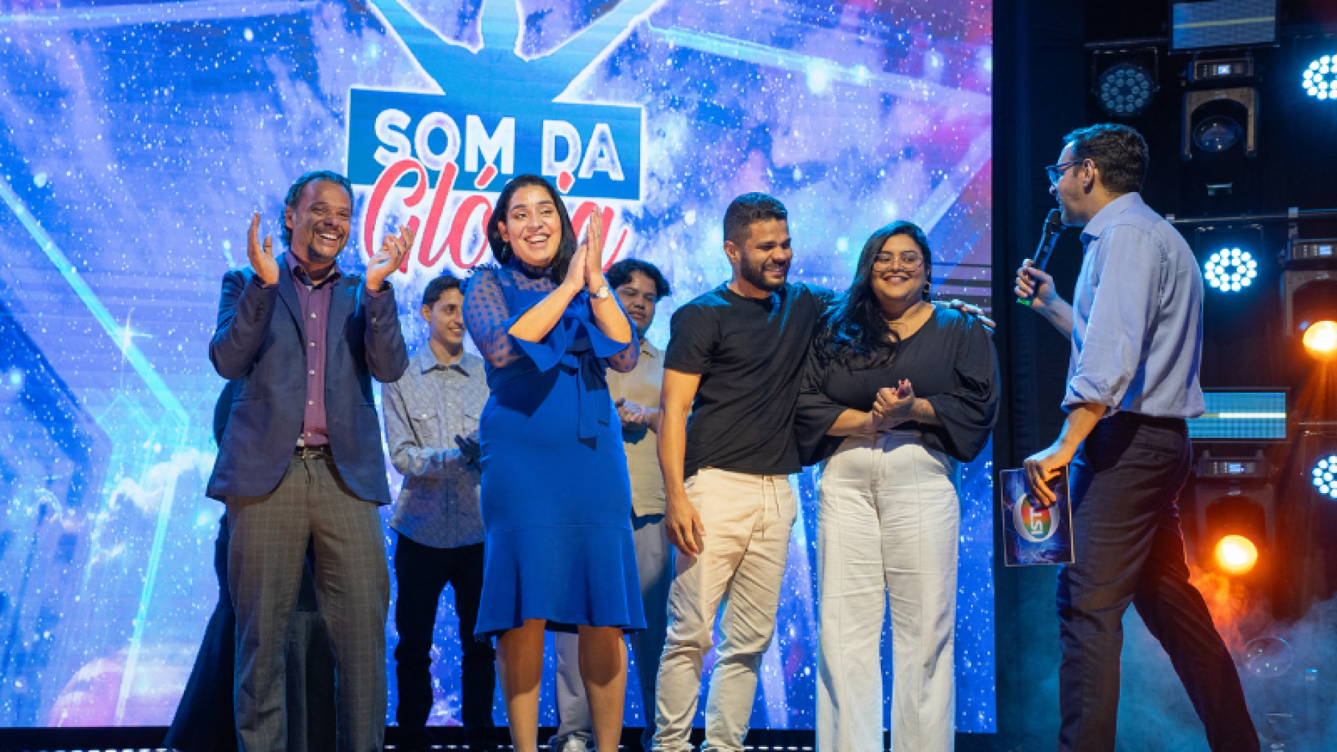 Em mais uma tarde de música e emoção, o Festival Som da Glória definiu neste domingo (9) os últimos classificados para a semifinal...