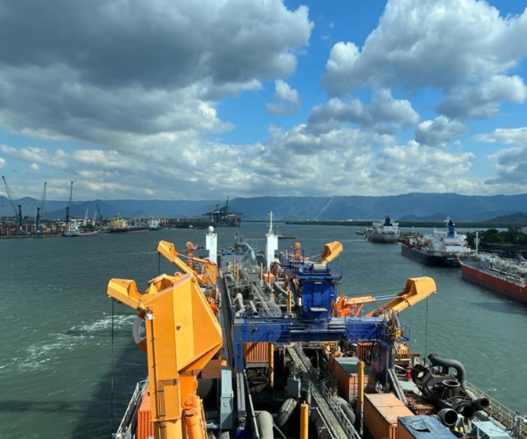 A Autoridade Portuária de Santos (APS) anunciou a aprovação do Plano Conceitual de Dragagem 2025-2026, que orientará a gestão e execução...