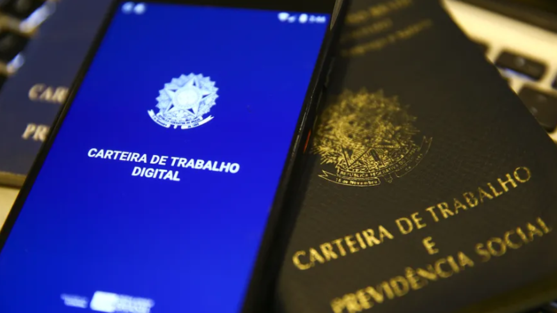 Diversas oportunidades estão abertas para profissionais de diferentes áreas no Posto de Atendimento ao Trabalhador (PAT) de Guarujá.