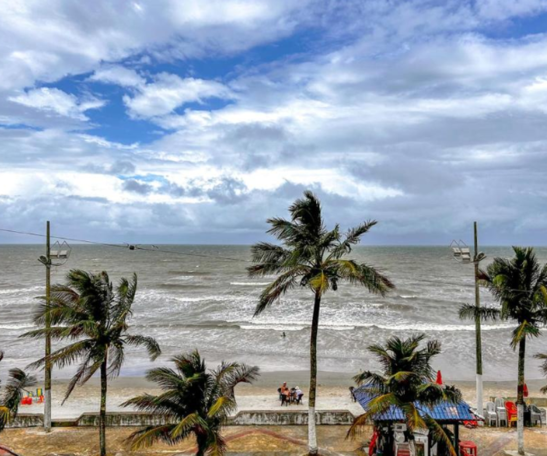 A balneabilidade no litoral de São Paulo voltou ao centro do debate após todas as praias de Praia Grande e Mongaguá...