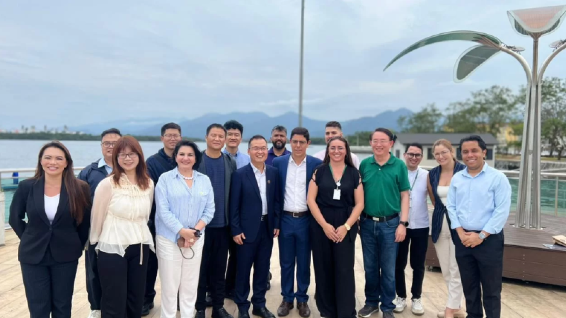 Cubatão recebeu, nesta quinta-feira (13), uma delegação da cidade chinesa de Shenzhen, formada por oito representantes de diversas áreas.