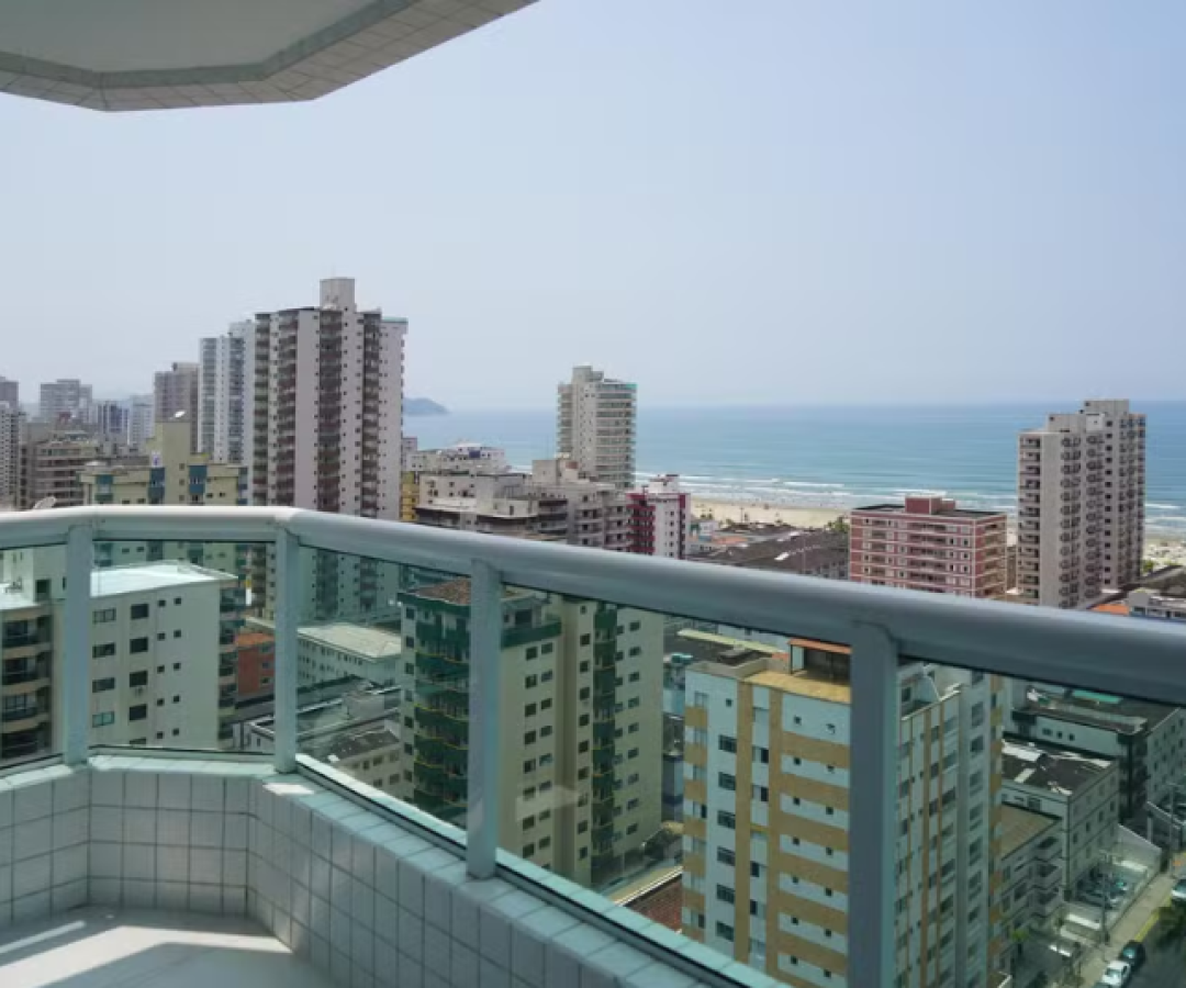 Um idoso de 68 anos morreu após cair do 15º andar de um prédio localizado no bairro Vila Tupi, em Praia Grande, litoral de São Paulo.