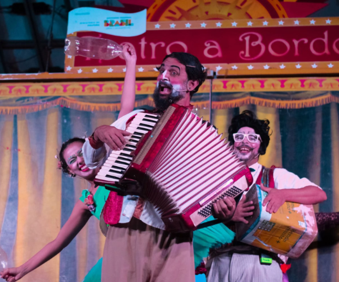 O projeto “Caixola Recicla”, do Grupo Teatro a Bordo, chega a São Vicente (SP) com uma programação gratuita e aberta ao público...