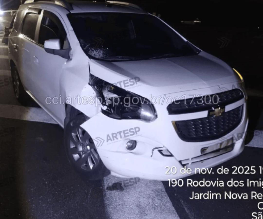 Um casal foi atropelado na noite de quinta-feira (20) enquanto tentava atravessar a pé a Rodovia dos Imigrantes (SP-160)...