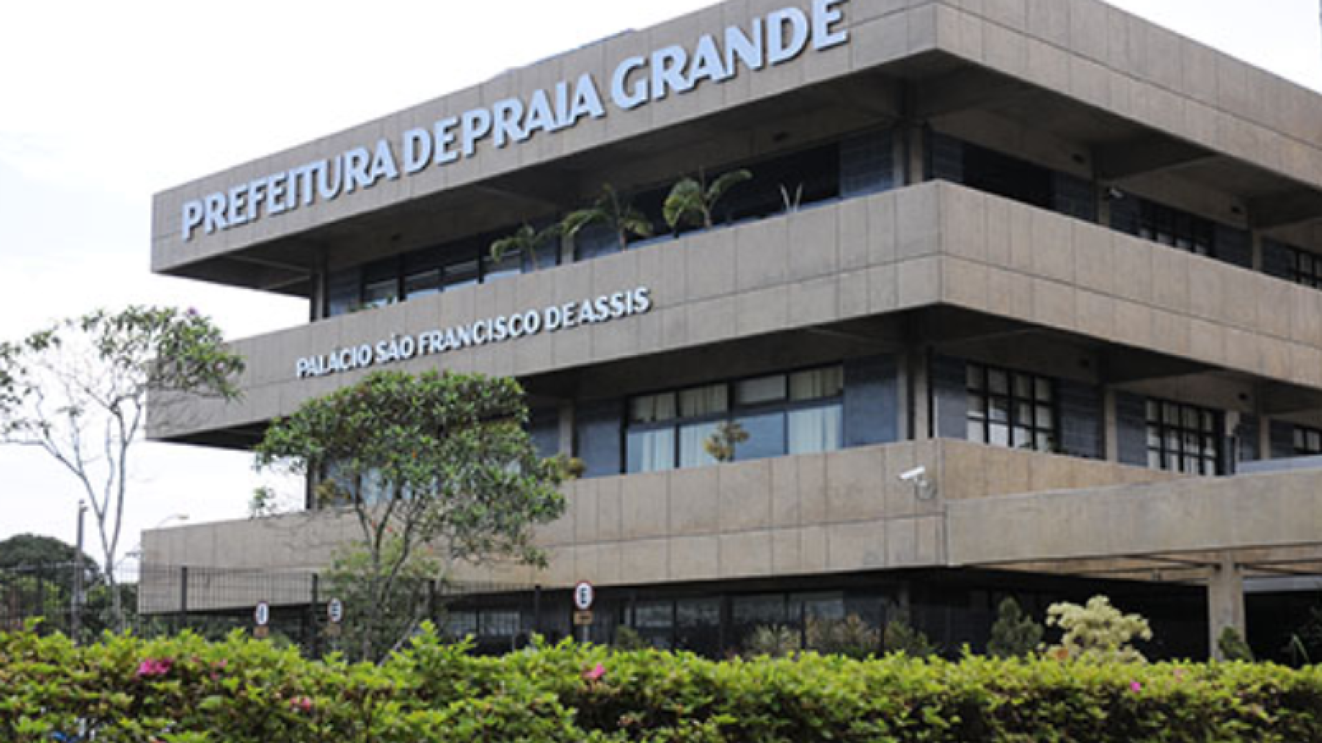 A partir de segunda-feira (22), os contribuintes de Praia Grande, no litoral de São Paulo, podem emitir a 2ª via do IPTU 2026 diretamente...