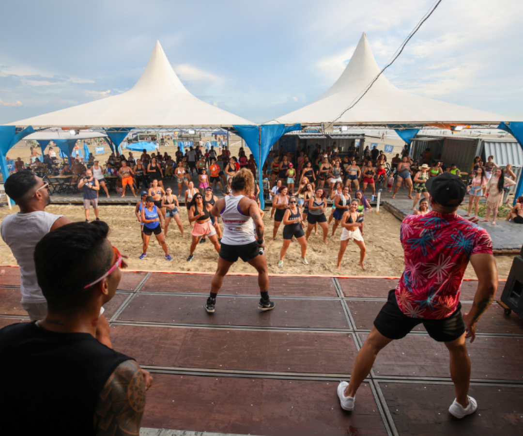 A edição 2025/2026 do Estação Verão Praia começa nesta sexta-feira (26) em Praia Grande (SP), com previsão de atrair cerca de 1 milhão...