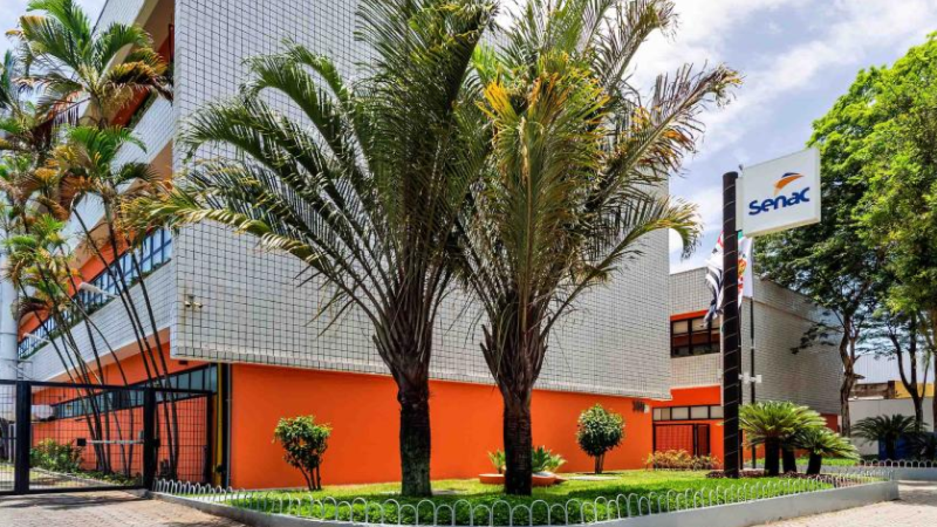 O Senac Santos e o Senac Bertioga oferecem em 2026 mais de 8 mil vagas em cursos livres e técnicos, com início já em janeiro.