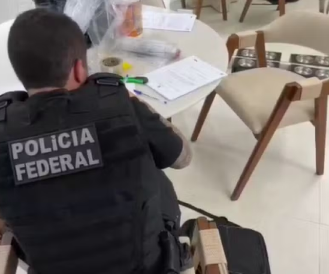 A Polícia Federal deflagrou nesta quinta-feira (22) a Operação Sem Lastro para desarticular um esquema criminoso especializado...