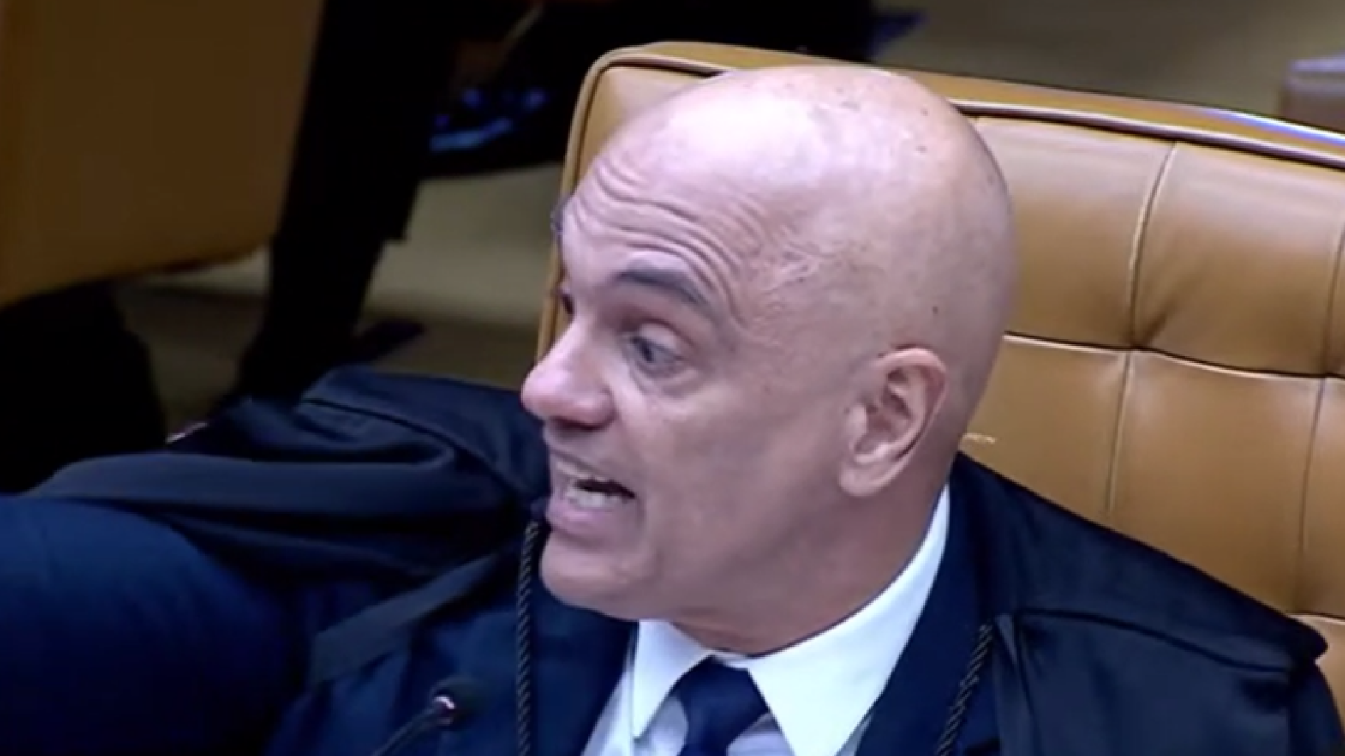 Os ministros Alexandre de Moraes e André Mendonça protagonizaram um bate-boca nesta terça-feira (15), durante julgamento no Supremo...