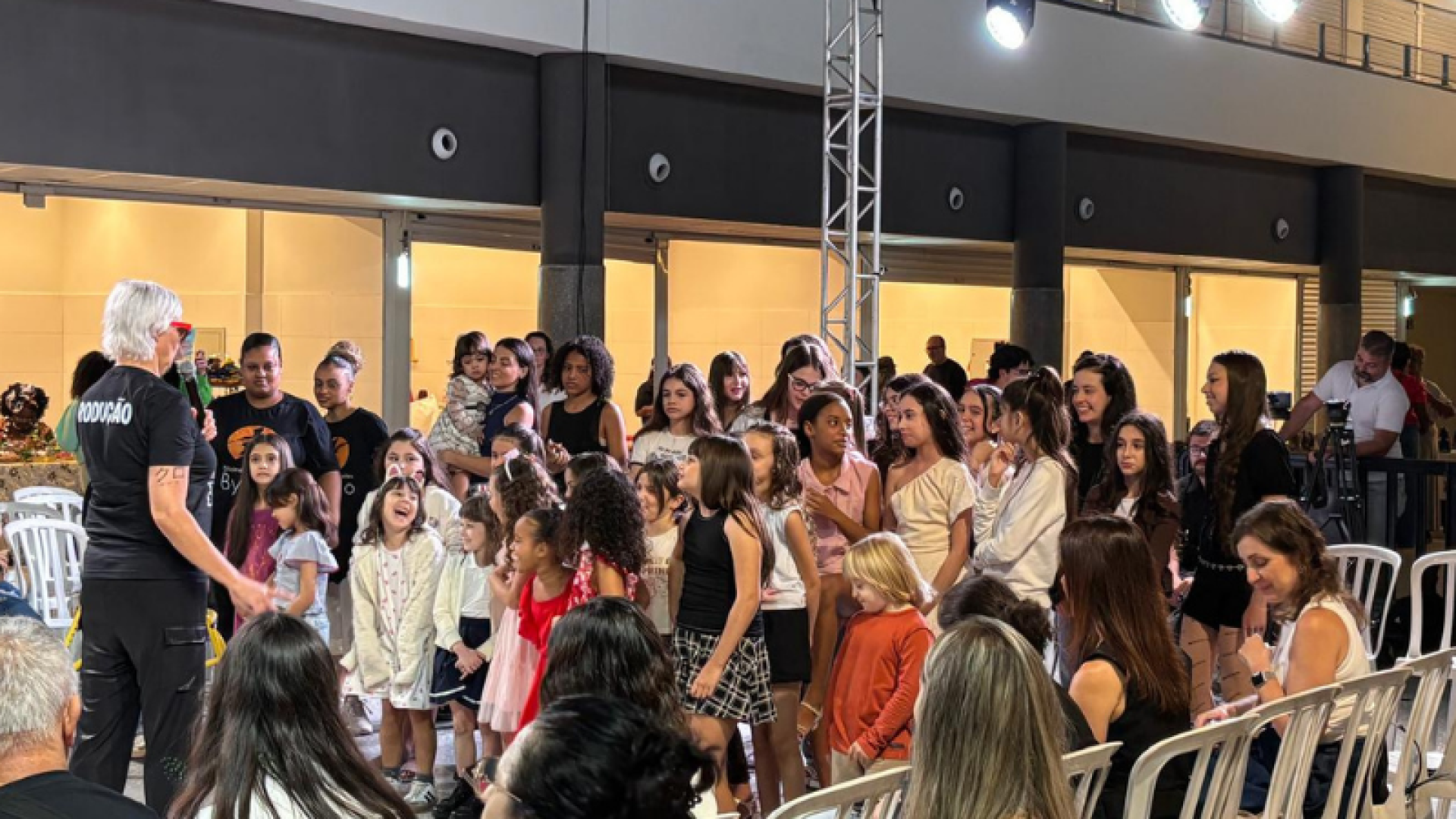 O Mercado Municipal de Santos, no litoral de São Paulo, foi o local escolhido para o desfile Moda Contra a Fome, programado para domingo...