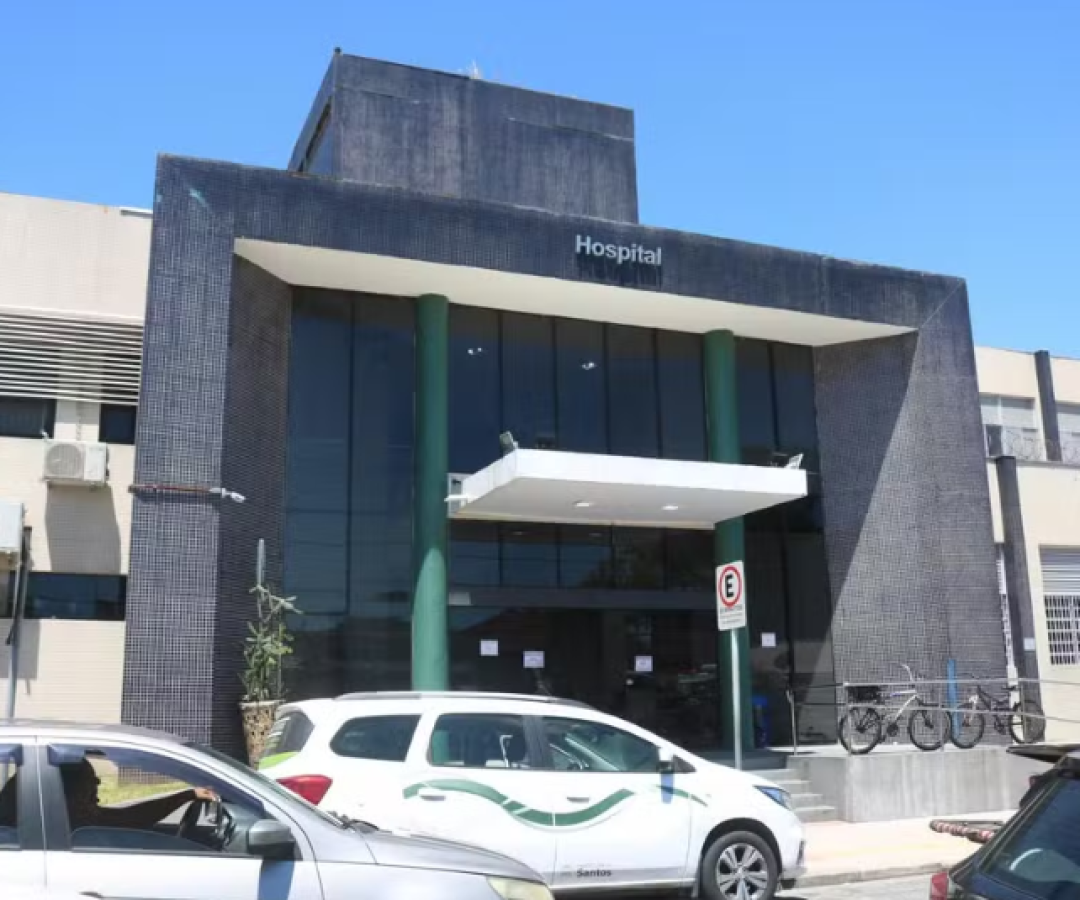 O Complexo Hospitalar Dr. David Capistrano Filho, na Zona Noroeste de Santos, no litoral de São Paulo, ficará temporariamente...