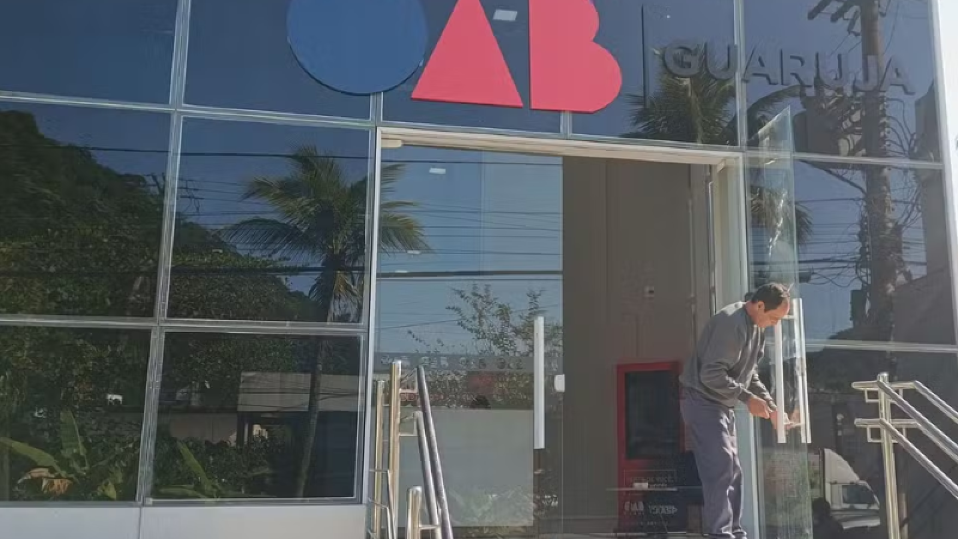 A OAB SP – Subseção Guarujá realiza, nos dias 21 e 22 de março, a campanha “Eles por Elas – Diga Não ao Feminicídio”, com ações...