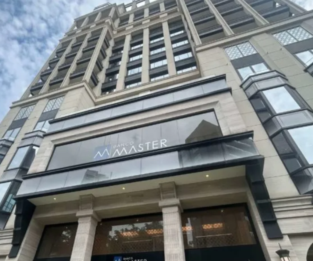 Influenciadores digitais relataram ter recebido propostas para publicar críticas ao Banco Central após a liquidação do Banco Master...