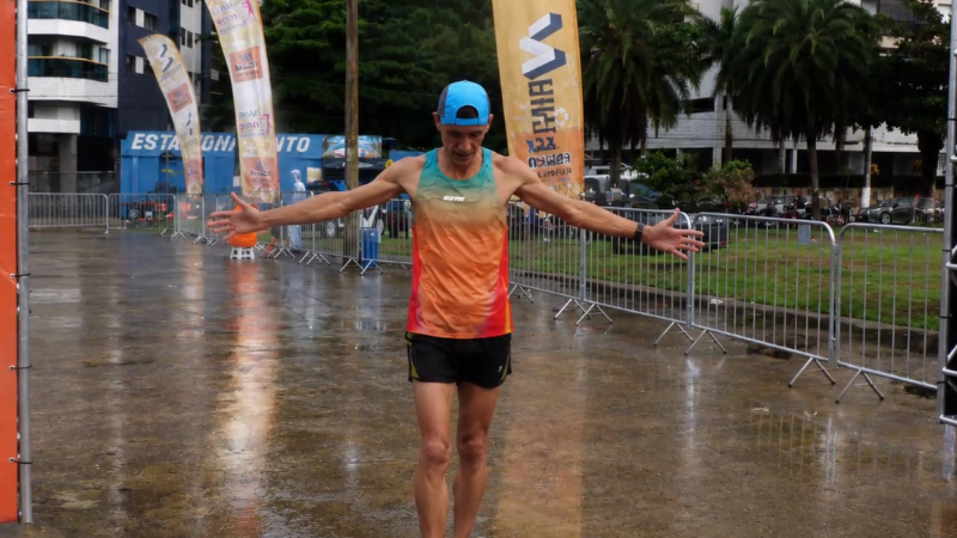Guarujá recebeu, no último domingo, a Corrida Heróis do 21, evento que uniu esporte, homenagens e integração entre moradores e visitantes.