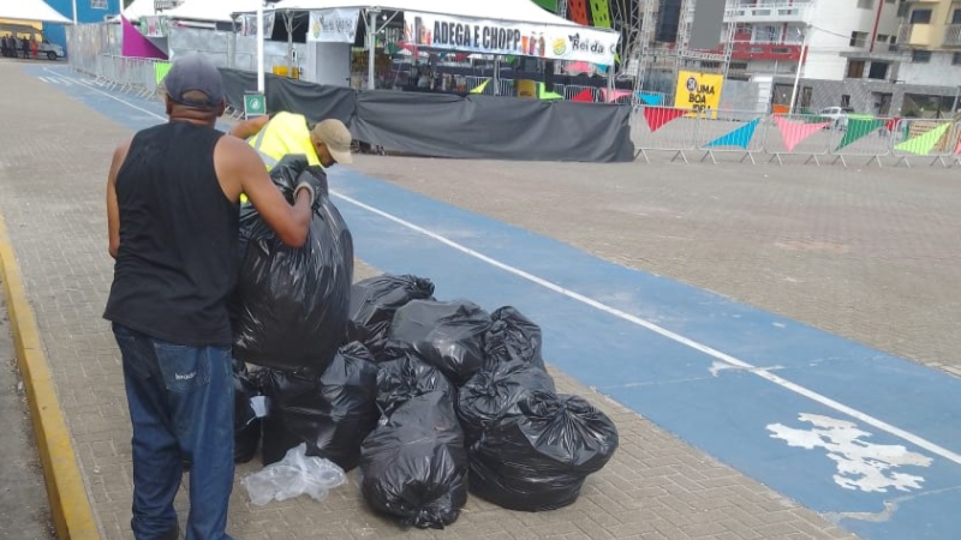 O Carnaval de Mongaguá também foi marcado por ações de responsabilidade ambiental. A Prefeitura, por meio da Secretaria de Agricultura...