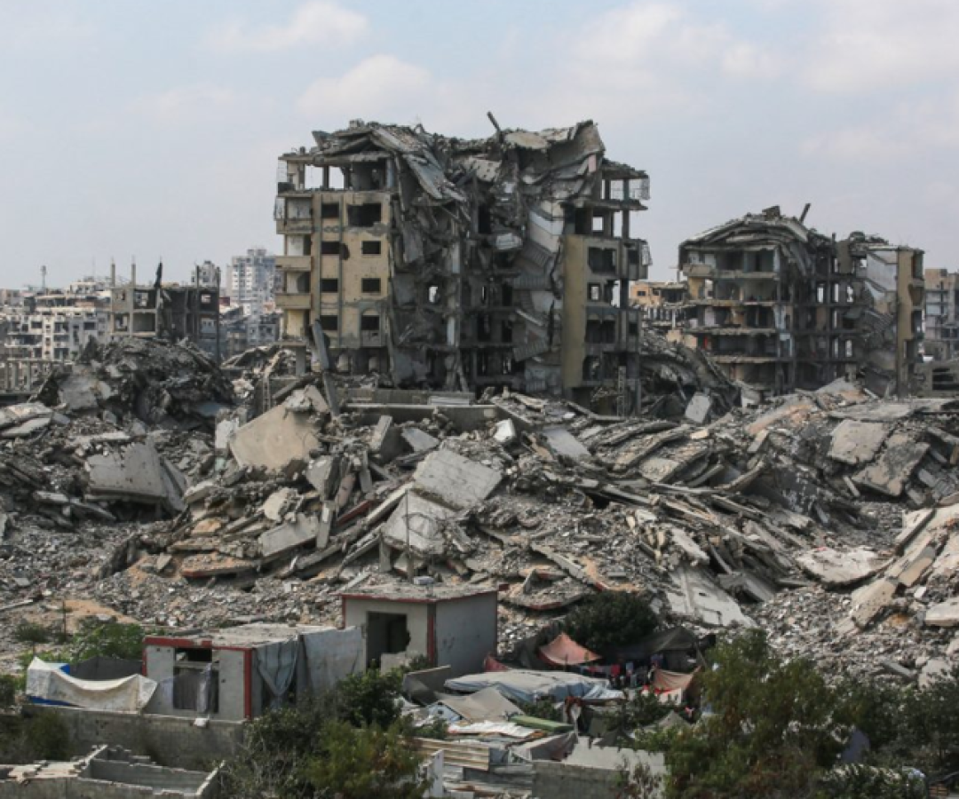 Israel lançou uma nova série de bombardeios neste domingo (19) sobre a Faixa de Gaza, com foco na cidade de Rafah, sul do...