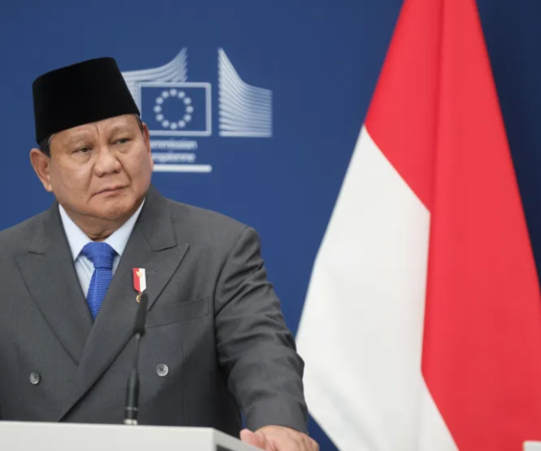 O governo da Indonésia anunciou nesta sexta-feira (6) que irá proibir o acesso de menores de 16 anos às principais redes sociais do mundo.