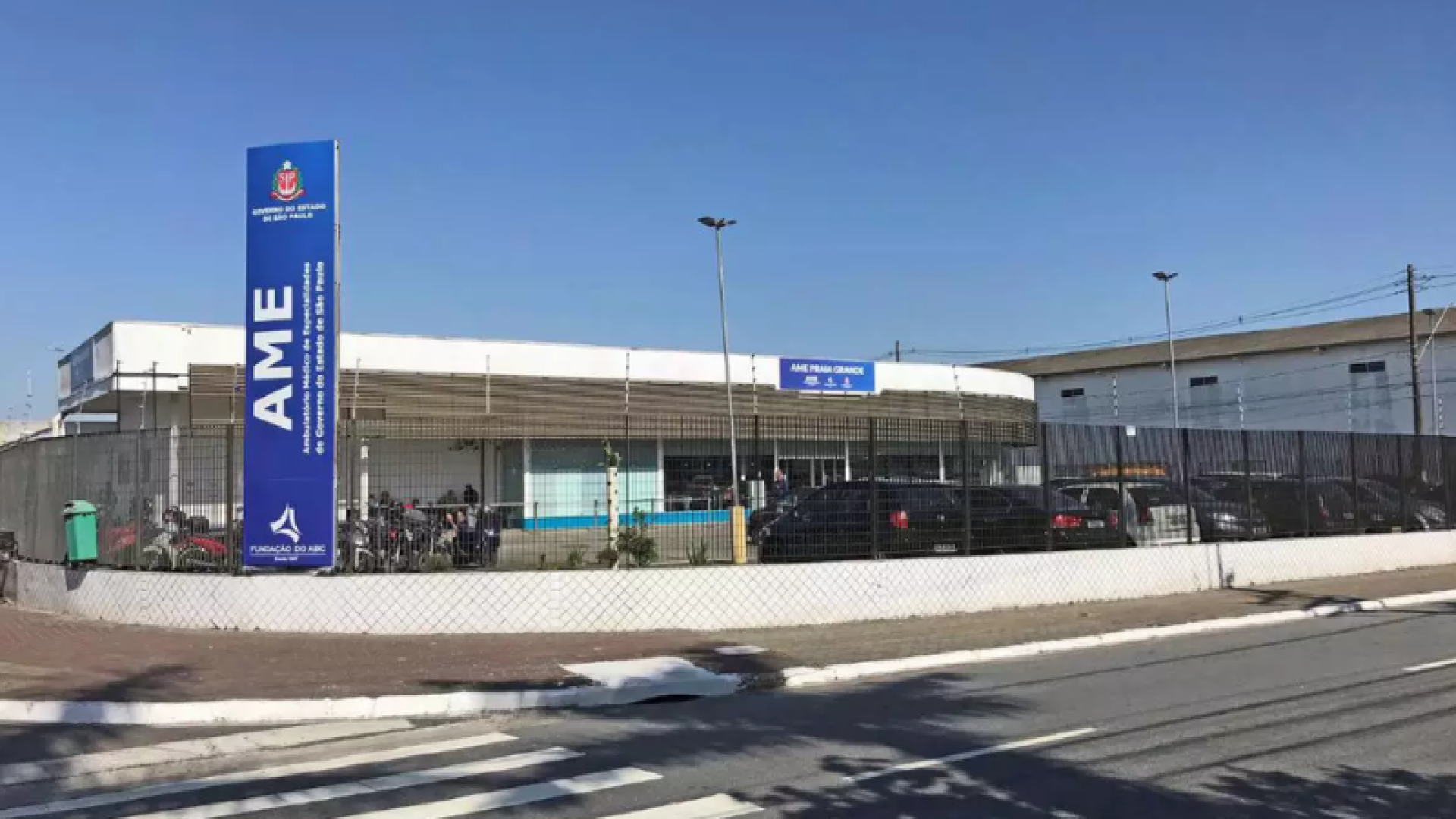 O médico Hermano José da Silva, de 62 anos, foi preso em flagrante por injúria racial após ofender uma paciente de 66 anos no Ambulatório...