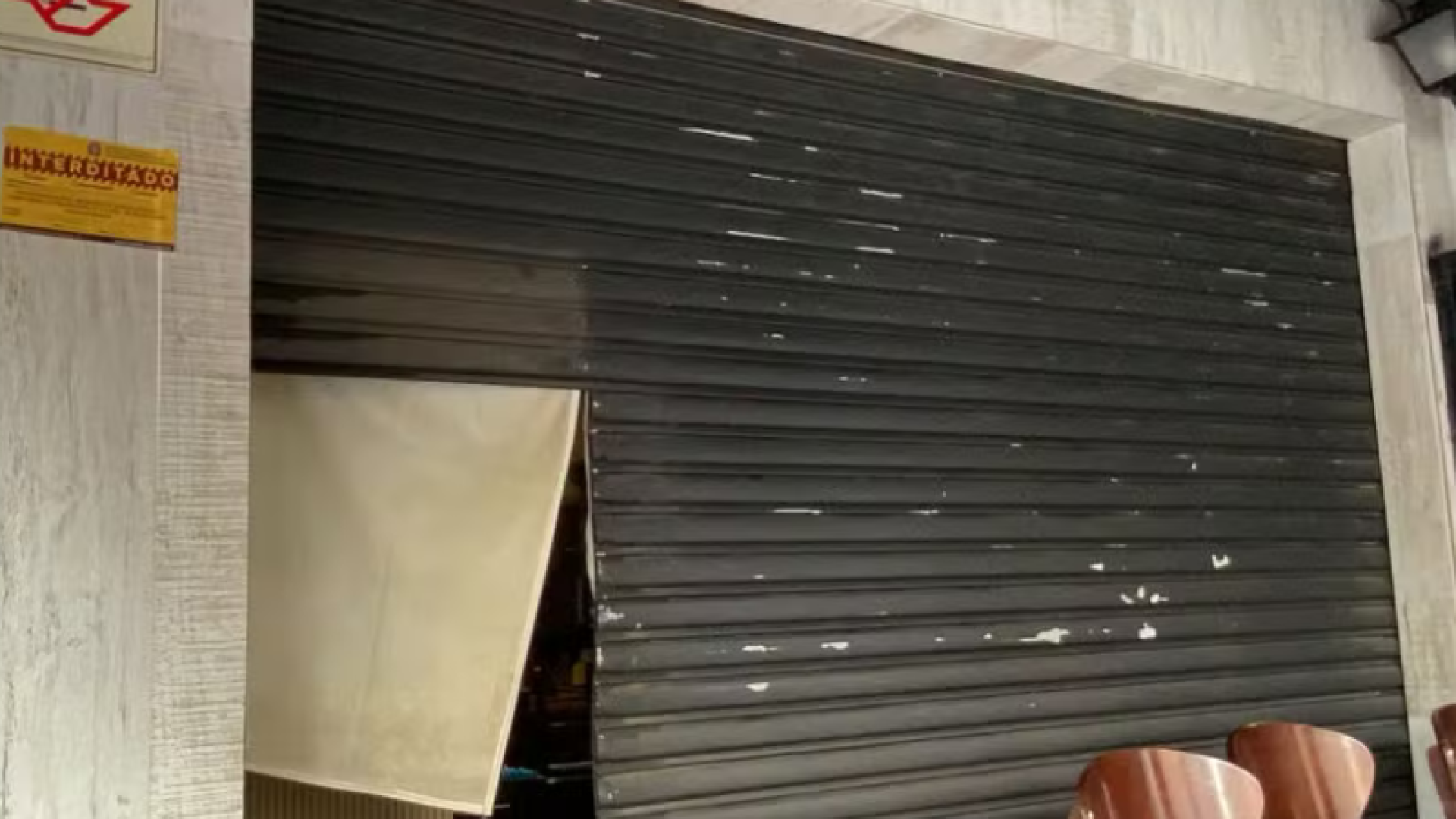 A Polícia Civil de São Paulo interditou nesta terça-feira (30) um bar localizado na Alameda Lorena, nos Jardins, bairro nobre...