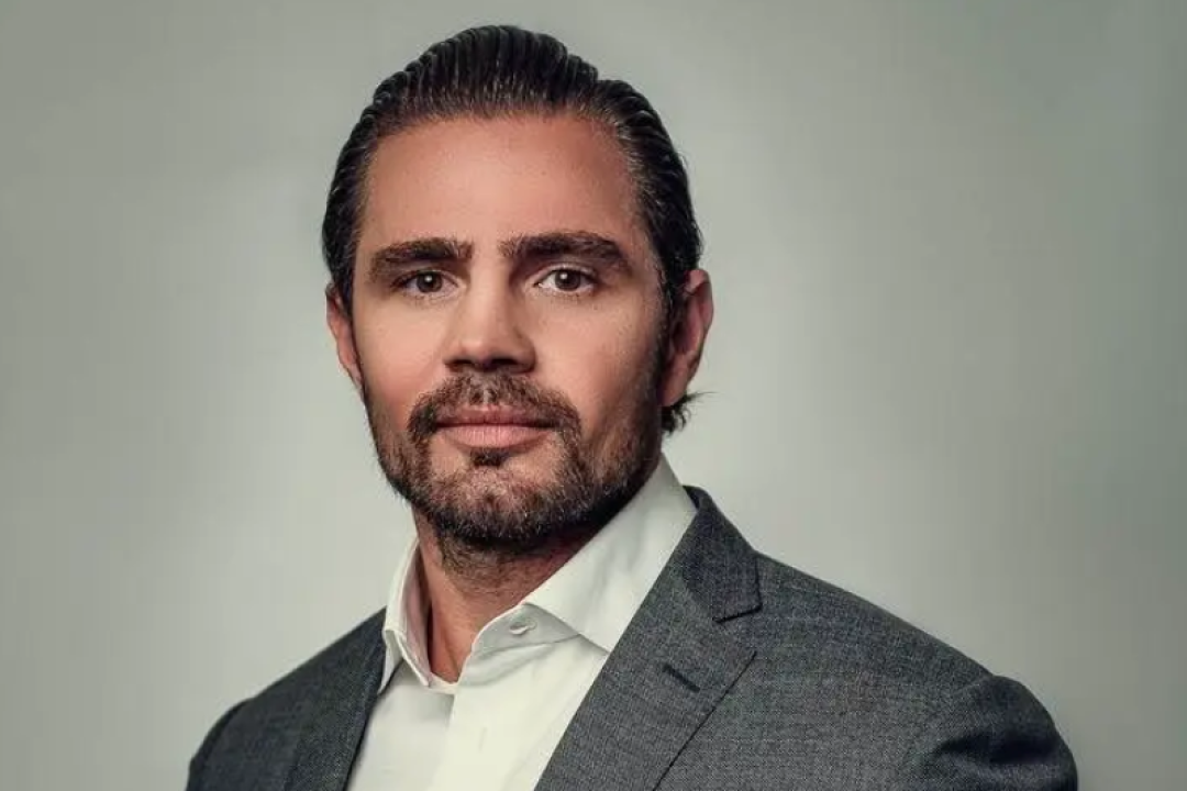 O banqueiro Daniel Vorcaro, dono do Banco Master, foi transferido nesta sexta-feira (6) para a Penitenciária Federal de Brasília...