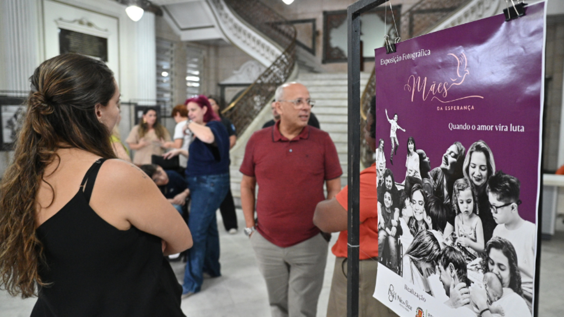 Em comemoração ao Dia Internacional dos Direitos Humanos, a exposição "Mães da Esperança" foi aberta nesta segunda-feira (8) no Paço...
