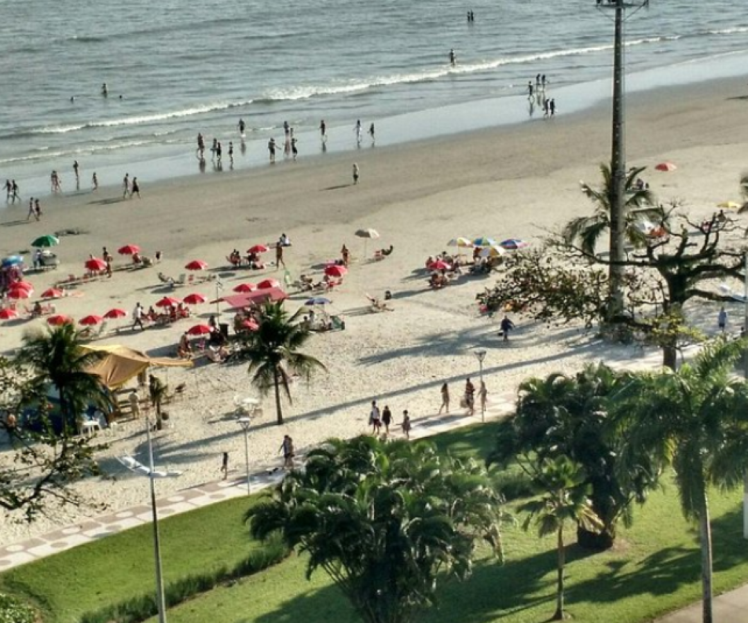 Duas das cidades mais antigas do Brasil celebram seus aniversários neste fim de semana com competições tradicionais de natação...