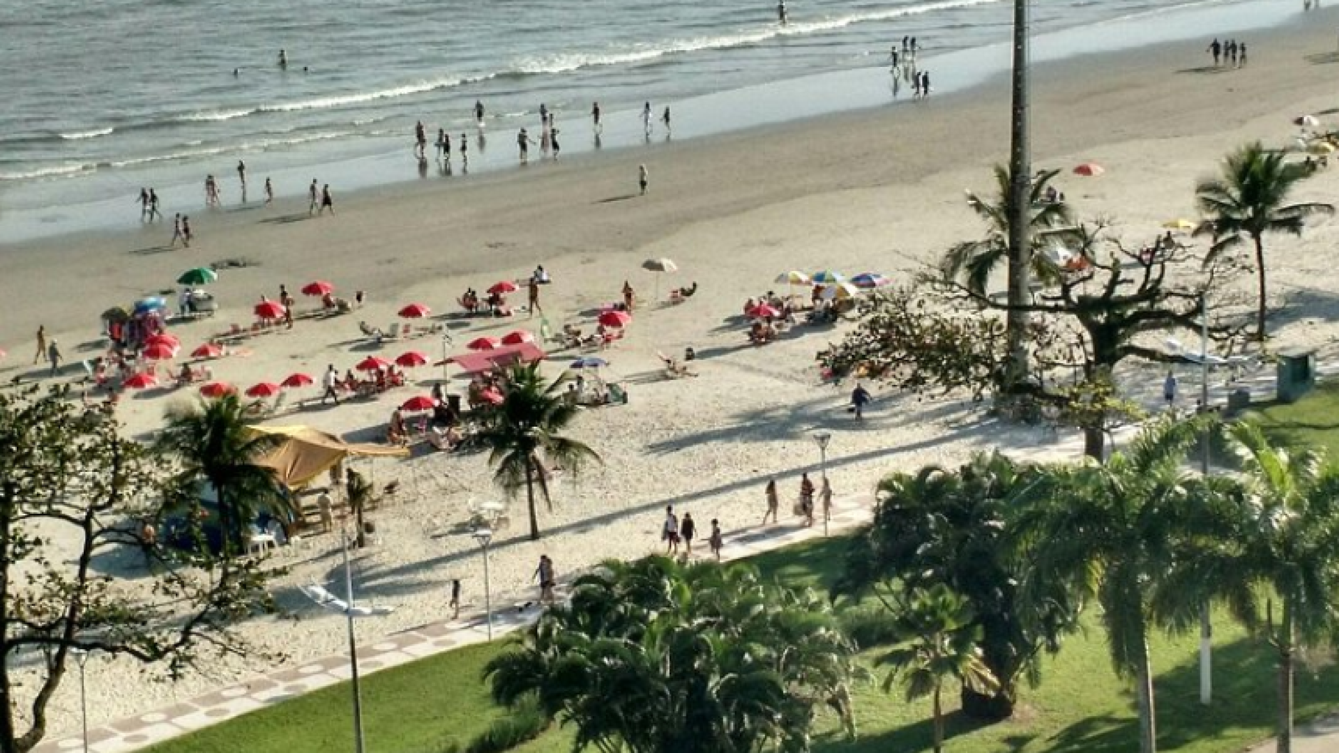 Duas das cidades mais antigas do Brasil celebram seus aniversários neste fim de semana com competições tradicionais de natação...