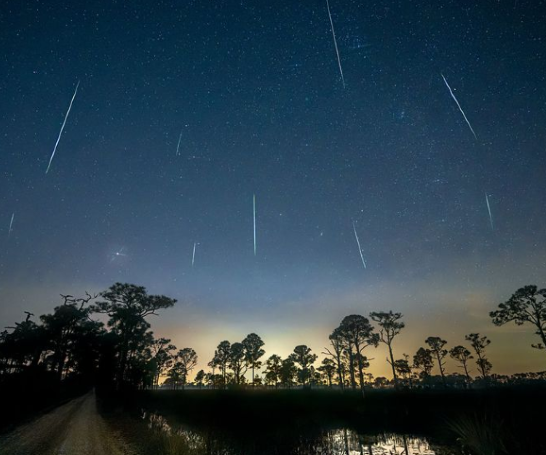 A chuva de meteoros Oriônidas promete iluminar os céus do Brasil na noite deste domingo (21), quando atingirá seu pico com a...