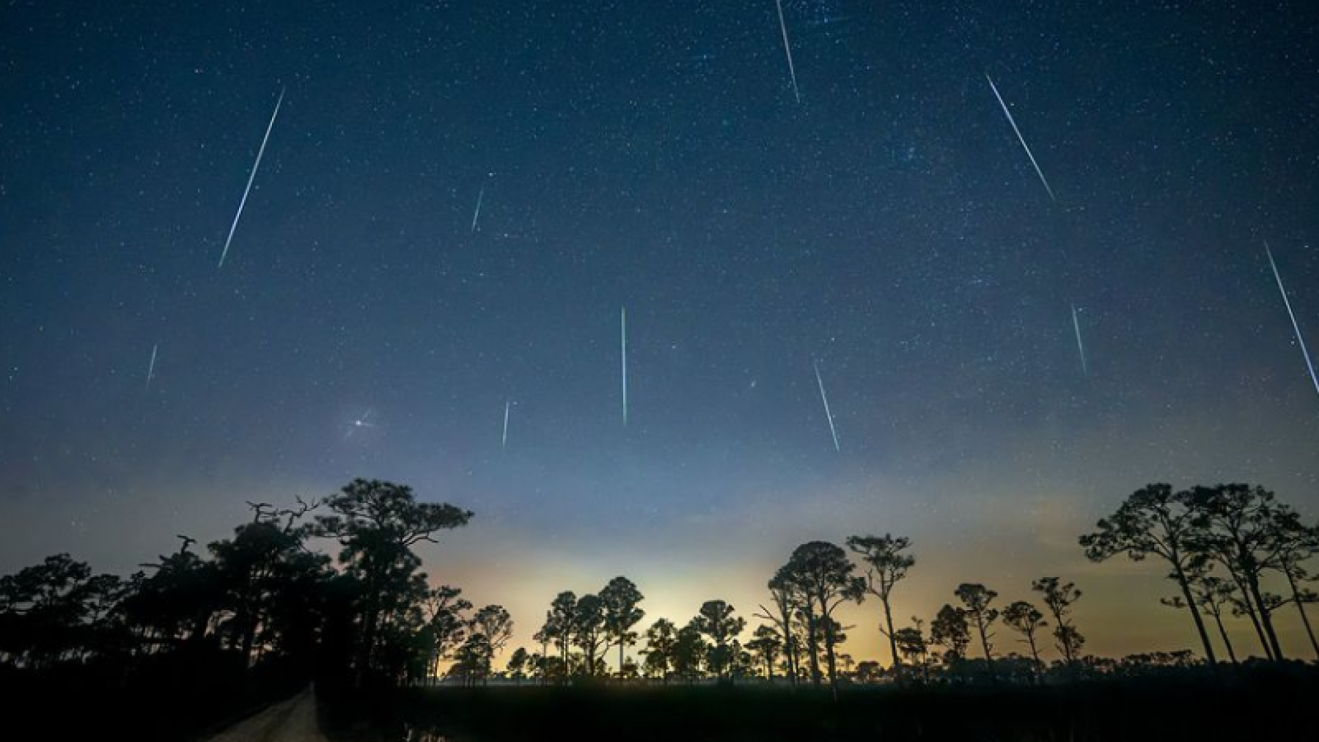 A chuva de meteoros Oriônidas promete iluminar os céus do Brasil na noite deste domingo (21), quando atingirá seu pico com a...