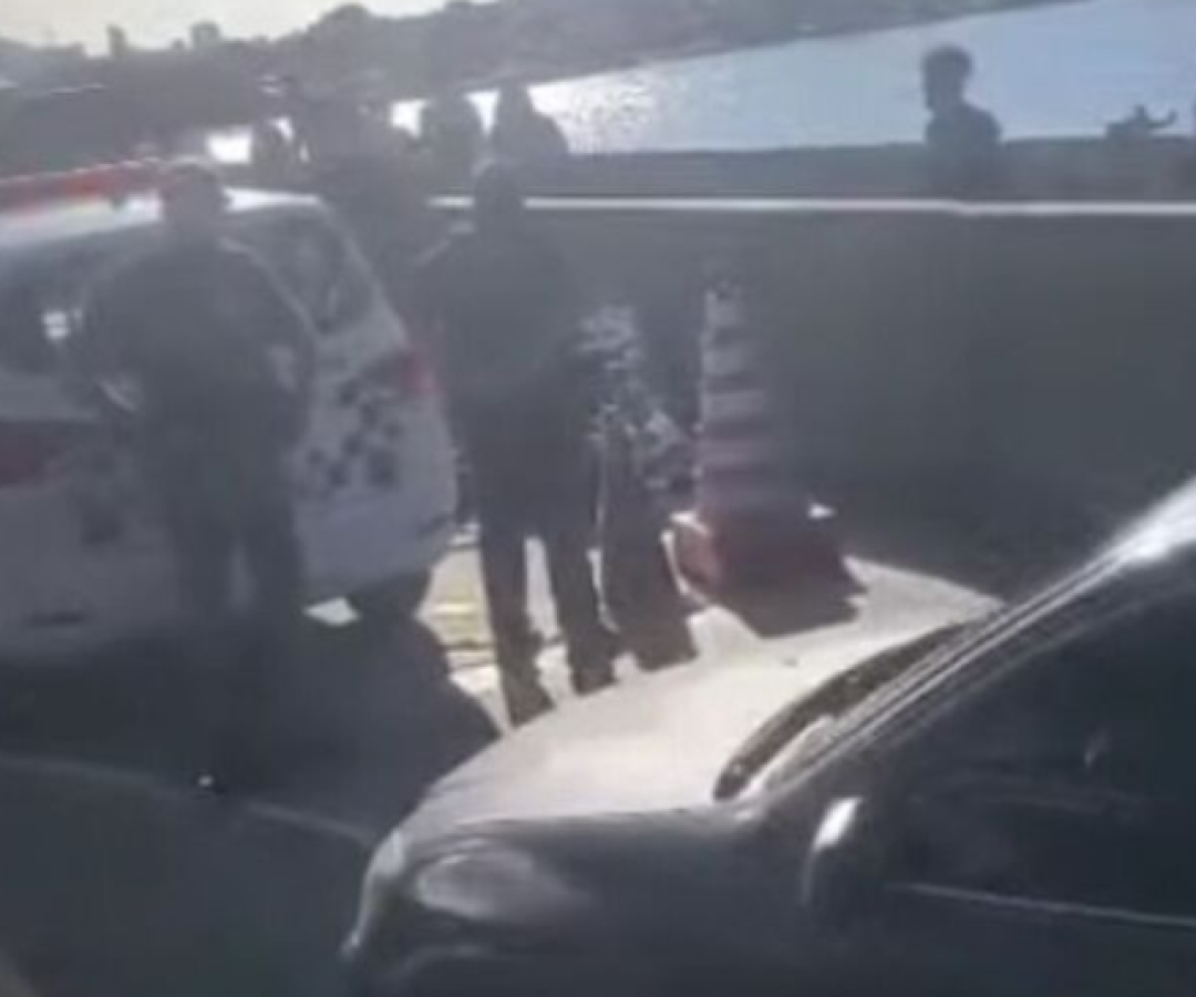 Um ciclista, de aproximadamente 30 anos, morreu após ser atropelado por um caminhão na manhã desta quarta-feira (10)...