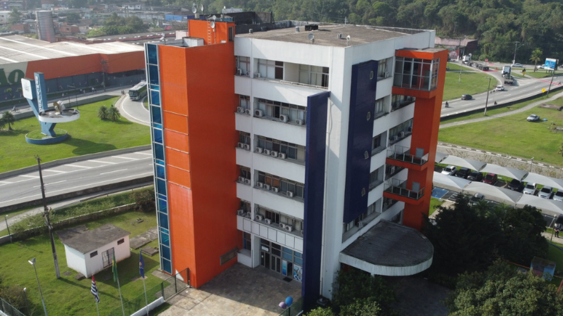 A Prefeitura de Guarujá, no litoral de São Paulo, anunciou a criação da Lei Complementar 348/2025, que visa regulamentar as locações...