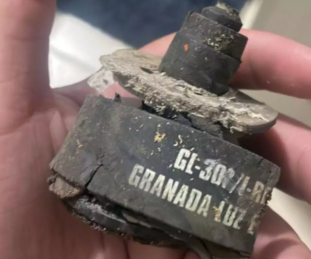 Uma moradora do bairro do entorno da Vila Belmiro, em Santos (SP), denunciou que policiais militares lançaram uma granada de luz dentro...