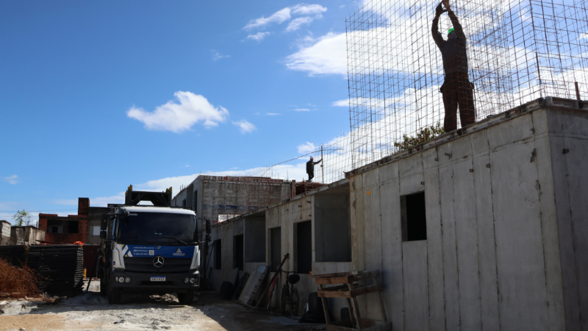 A Prefeitura de Praia Grande (SP) publicou o edital Sehab 01/2025 para seleção de 18 unidades habitacionais do programa Minha Casa...