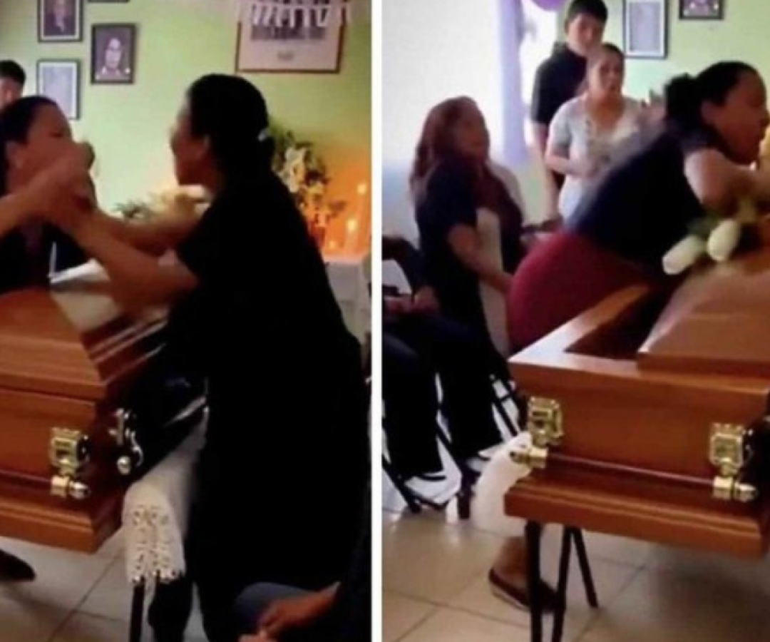 Uma confusão marcou um velório realizado na última quinta-feira (9), em Veracruz, no México, após duas mulheres descobrirem...