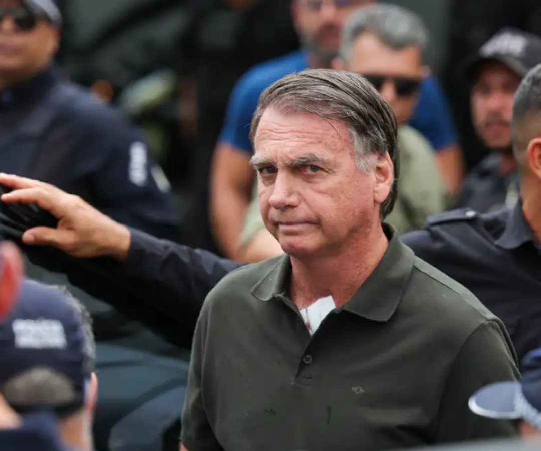 O Supremo Tribunal Federal (STF) publicou nesta quarta-feira (22) o acórdão que formaliza a condenação do ex-presidente Jair Bolsonaro...