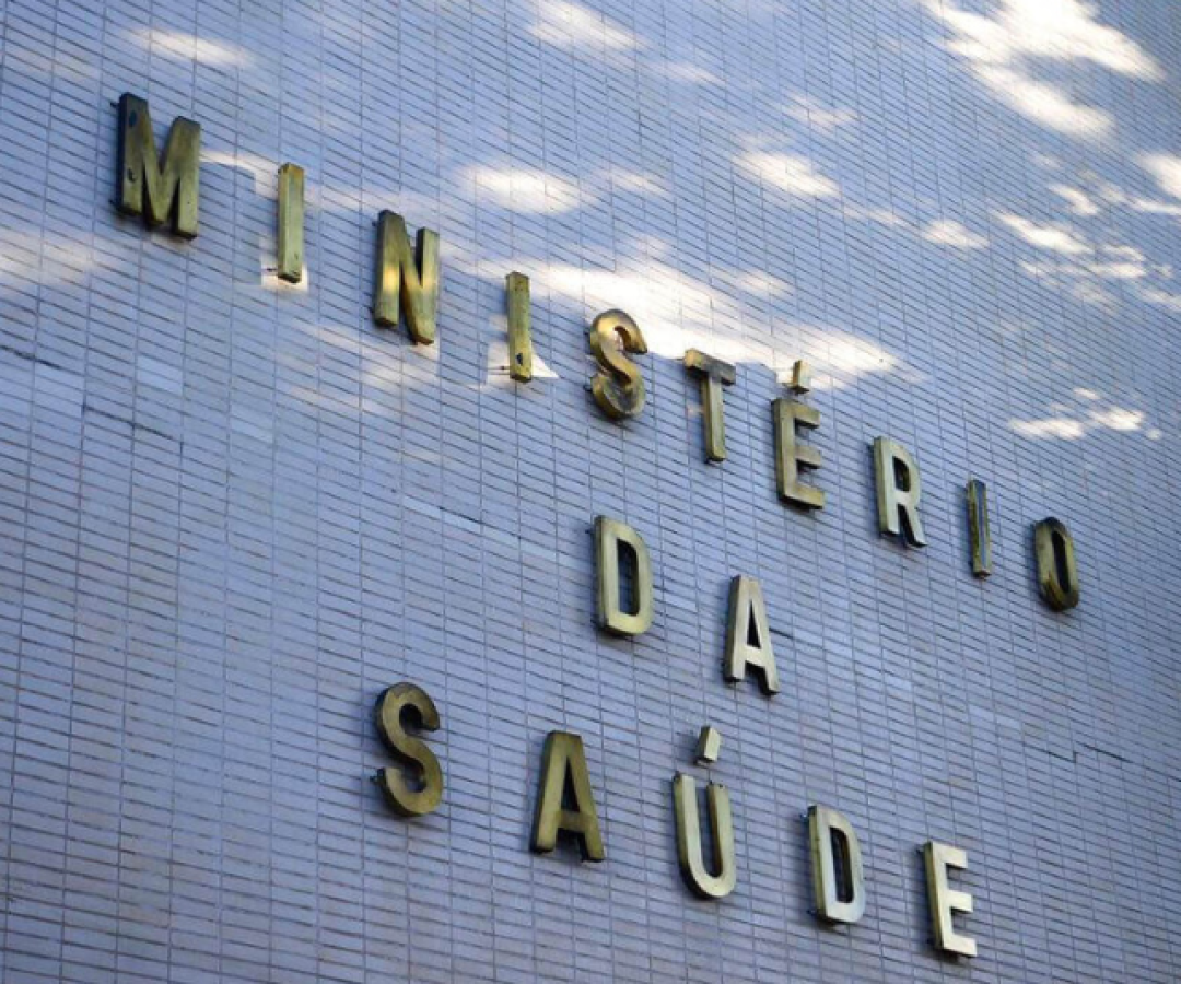 O Ministério da Saúde anunciou, na noite desta quarta-feira (1º), a criação de uma sala de situação para monitorar os casos de intoxicação...