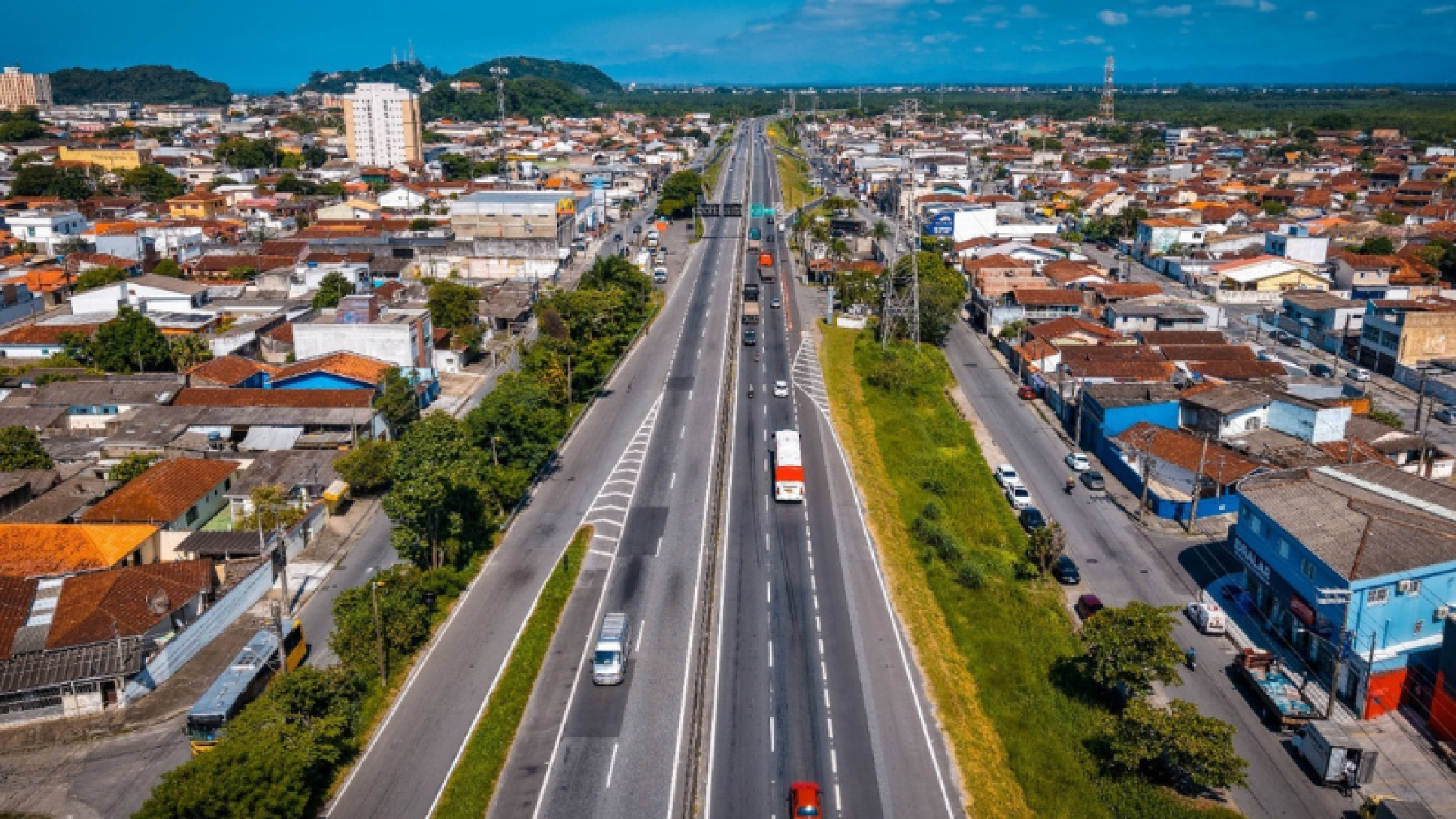 Mais de 850 mil veículos devem circular pelas rodovias SP-055 — que incluem a Rio-Santos e a Padre Manoel da Nóbrega...