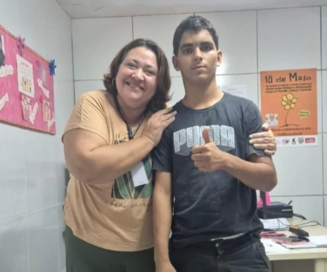 A morte de Gerson de Melo Machado, de 19 anos, conhecido como "Vaqueirinho", neste domingo (30), em João Pessoa (PB)...